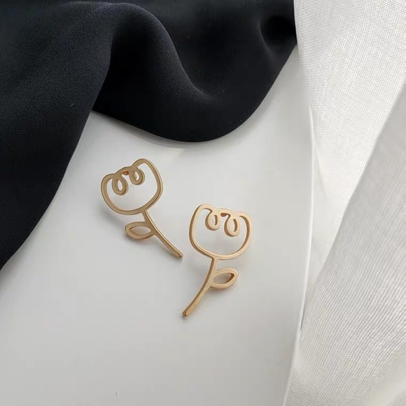 Clip-On Rosebud Stud Earrings - Picture 7 of 8